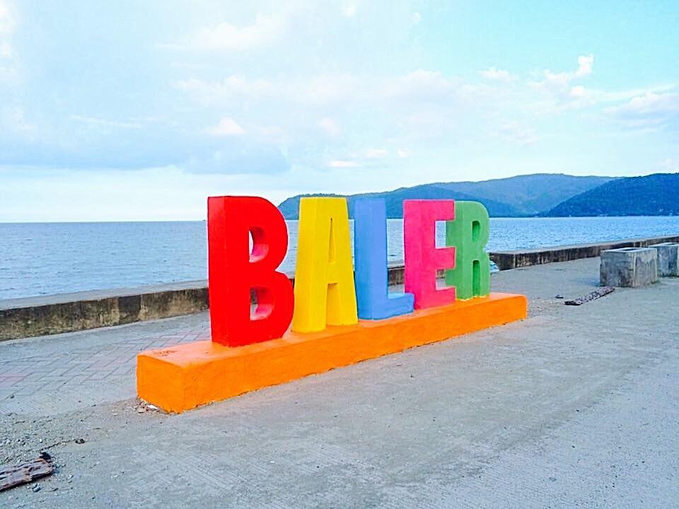 Charlie'S Point Baler Hostel Exterior photo